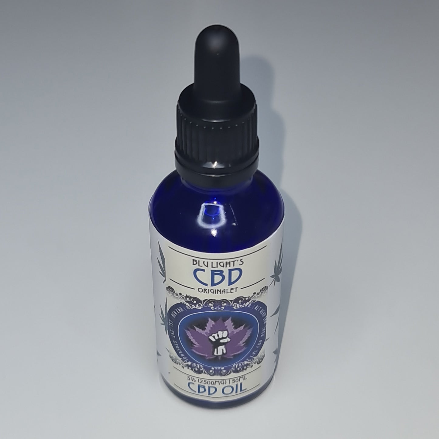 CBD OLJA 5% - 500mg/ 2.500mg CBD - Blu Light's CBD